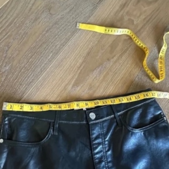 FRAME LE JANE CROP FAUX LEATHER PANTS IN NOIR - Picture 11 of 13